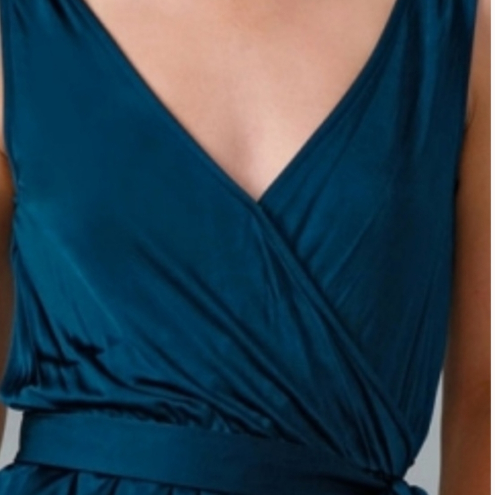DVF - Picture 3 of 3